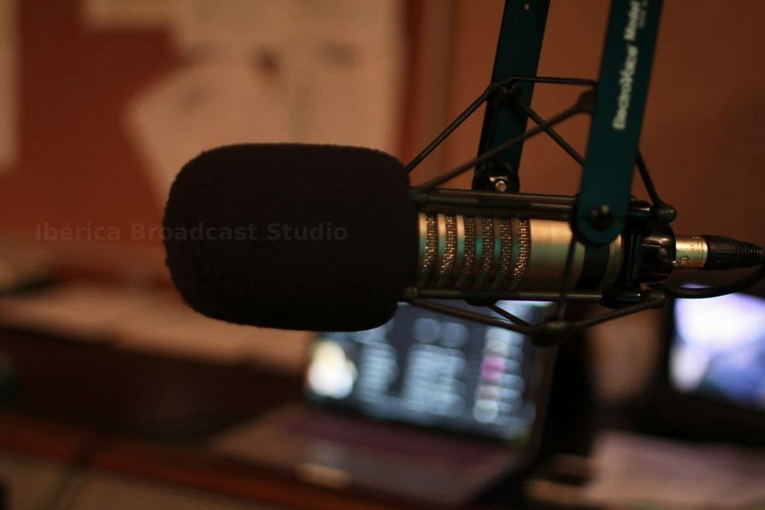 Cómo preparamos un plató para entrevistas en directo